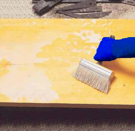 Disarmante per casseri a base di olio minerale – applicazione a spruzzo su cassero metallico