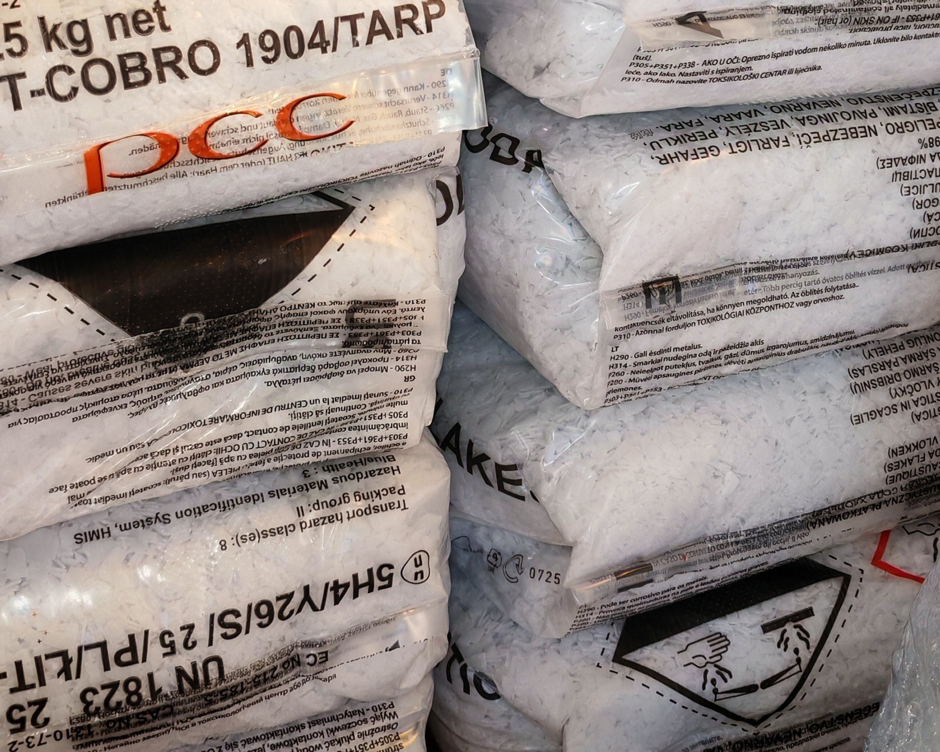 Soda Caustica in scaglie (idrossido di sodio) - Pigment Al sas
